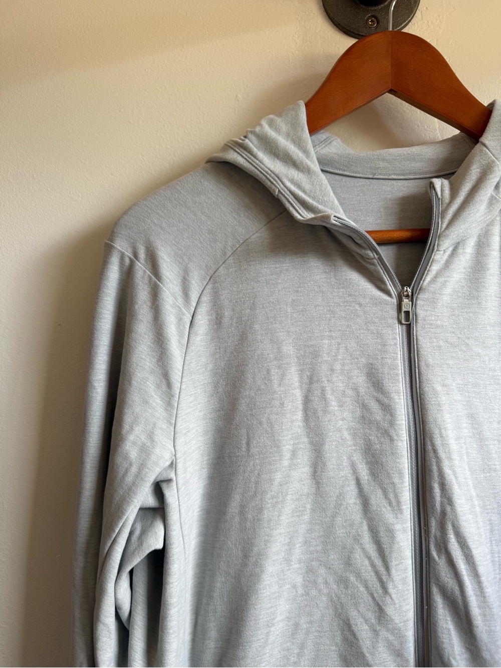 Lululemon Surge Warm Full Zip Heathered Sea Salt (Second Release) Sz Large - Picture 4 of 10